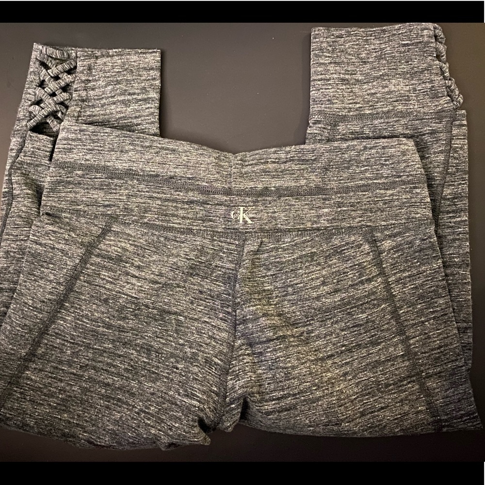 Calvin Klein Criss-Cross Hem Leggings Medium